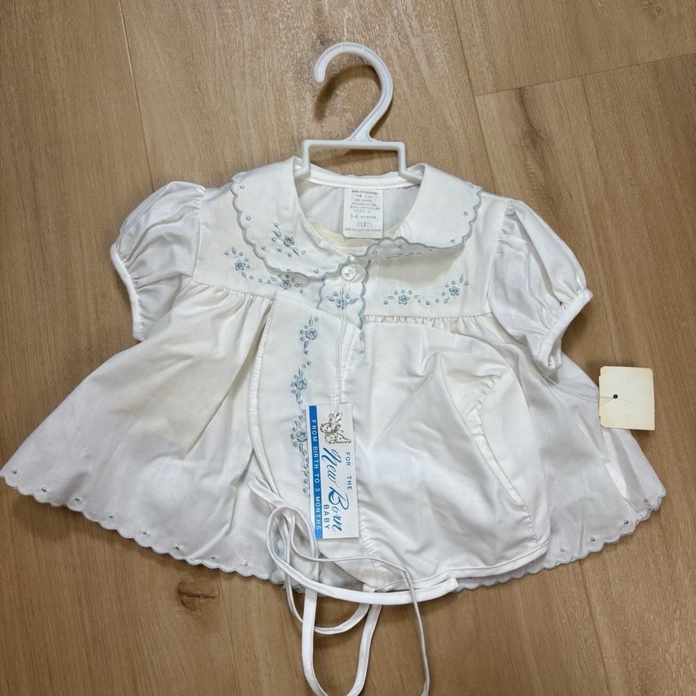 VTG Dress & Bonnet Macys 0-3 Month White W/Blue Embroidery Delicate Collar